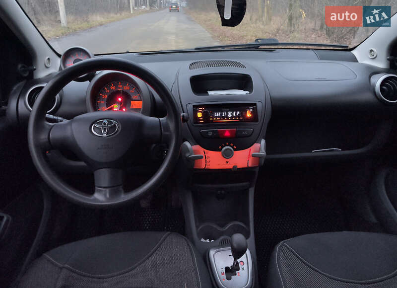 Хетчбек Toyota Aygo 2008 в Харкові