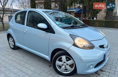 Хэтчбек Toyota Aygo 2006 в Дунаевцах