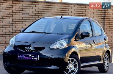 Хэтчбек Toyota Aygo 2008 в Кривом Роге