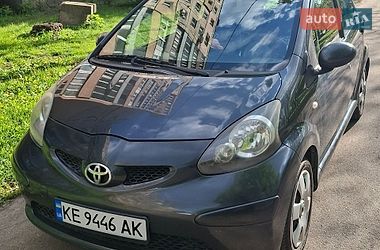Хэтчбек Toyota Aygo 2008 в Кривом Роге