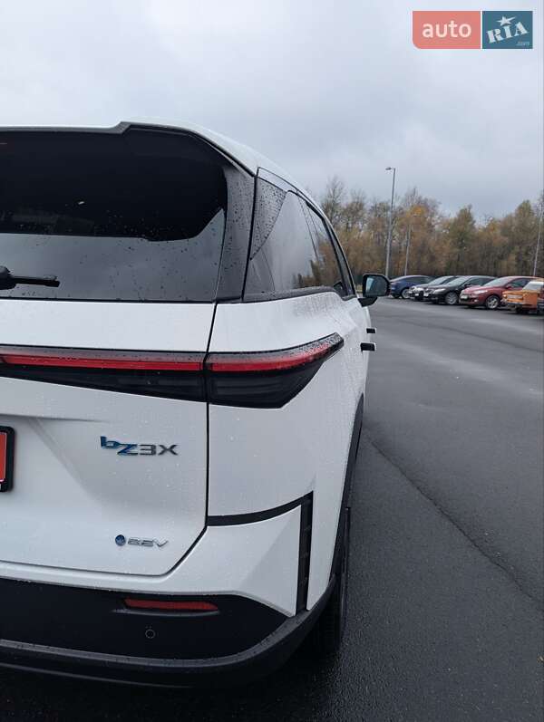 Позашляховик / Кросовер Toyota bZ3X 2025 в Львові