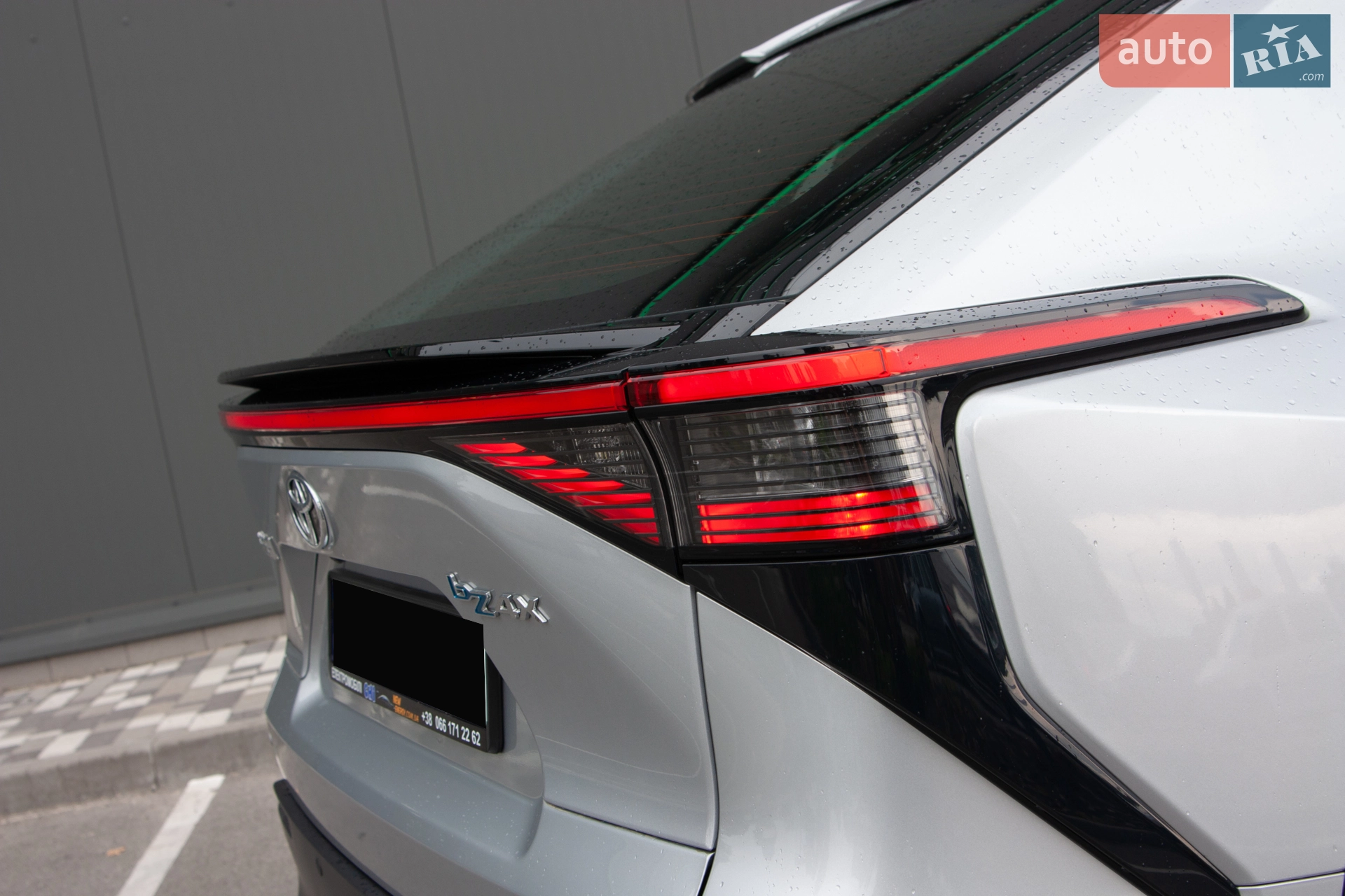 2022 Toyota bZ4X - мініатюра 8