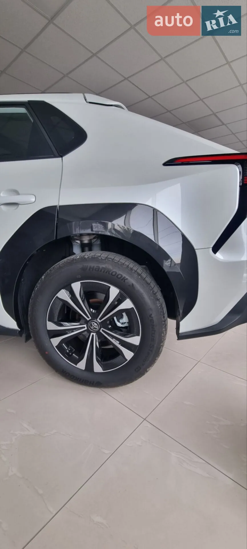 2023 Toyota bZ4X - мініатюра 3