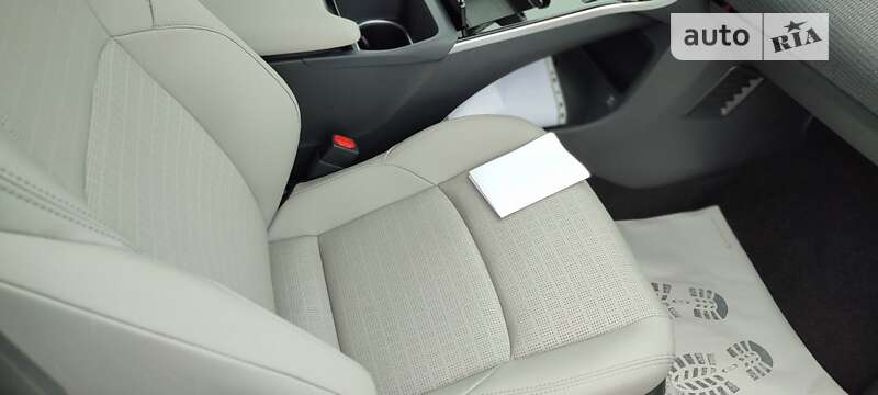 Внедорожник / Кроссовер Toyota bZ4X 2022 в Киеве