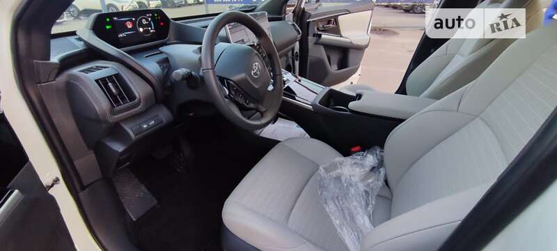 Внедорожник / Кроссовер Toyota bZ4X 2022 в Киеве