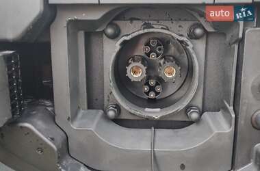 Внедорожник / Кроссовер Toyota bZ4X 2022 в 