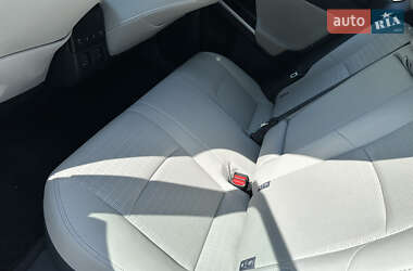 Внедорожник / Кроссовер Toyota bZ4X 2023 в 