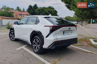 Внедорожник / Кроссовер Toyota bZ4X 2023 в 