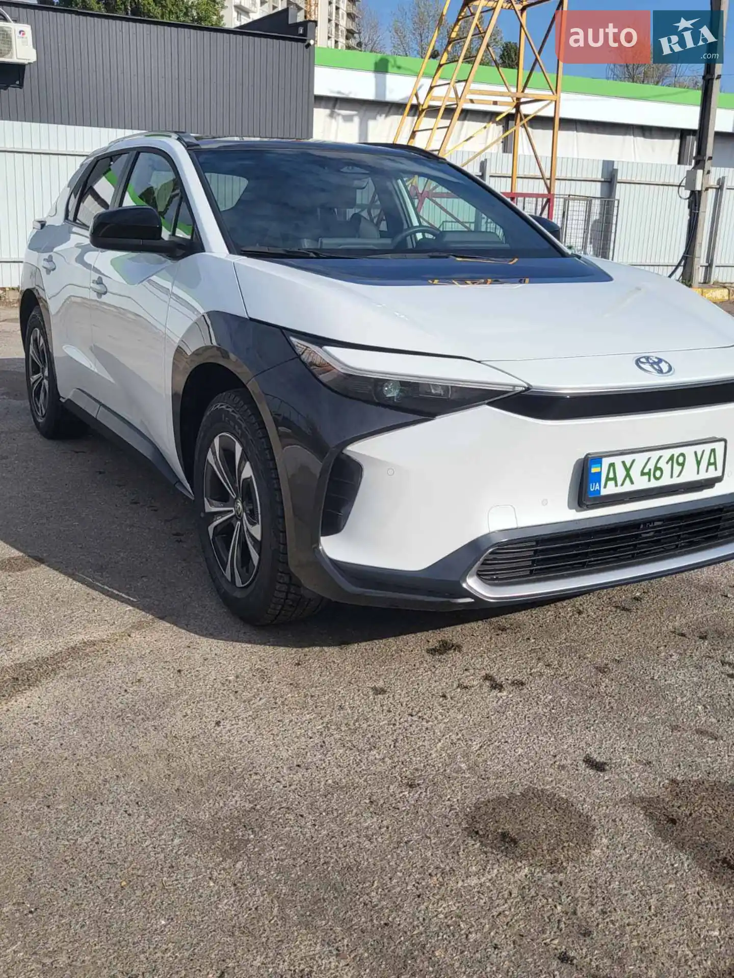2022 Toyota bZ4X - мініатюра 3