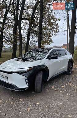 Позашляховик / Кросовер Toyota bZ4X 2023 в 
