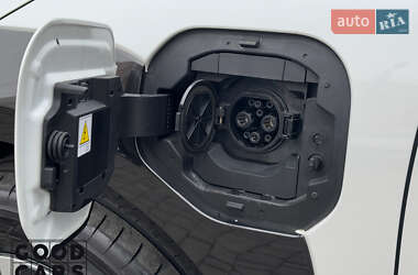 Внедорожник / Кроссовер Toyota bZ4X 2022 в 