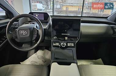 Внедорожник / Кроссовер Toyota bZ4X 2022 в Днепре