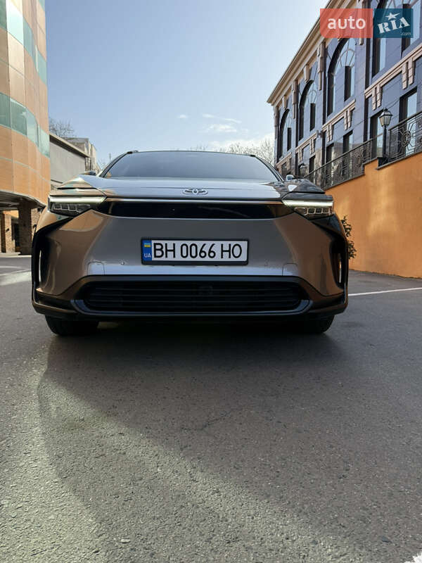 Внедорожник / Кроссовер Toyota bZ4X 2023 в Одессе