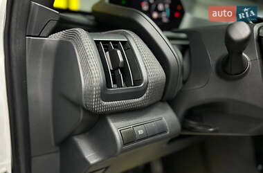 Внедорожник / Кроссовер Toyota bZ4X 2022 в 