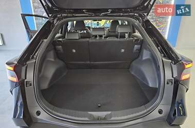 Внедорожник / Кроссовер Toyota bZ4X 2022 в 