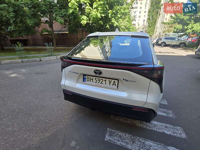 Внедорожник / Кроссовер Toyota bZ4X 2023 в Одессе