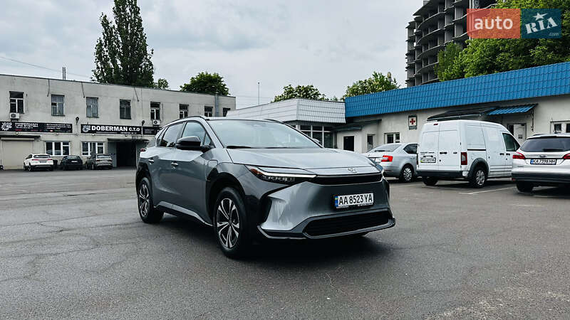 Toyota bZ4X 2023