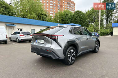 Внедорожник / Кроссовер Toyota bZ4X 2023 в 