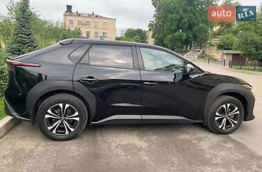 Внедорожник / Кроссовер Toyota bZ4X 2023 в 