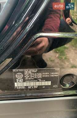Внедорожник / Кроссовер Toyota bZ4X 2023 в 
