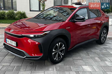 Внедорожник / Кроссовер Toyota bZ4X 2023 в Киеве
