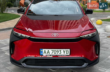 Внедорожник / Кроссовер Toyota bZ4X 2023 в 