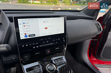 Внедорожник / Кроссовер Toyota bZ4X 2023 в 
