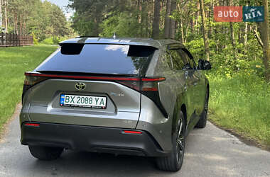 Позашляховик / Кросовер Toyota bZ4X 2022 в 