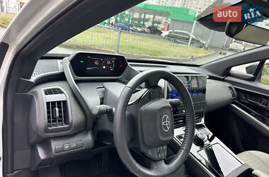 Внедорожник / Кроссовер Toyota bZ4X 2022 в 