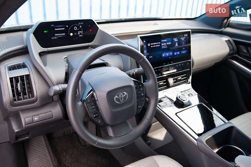 Позашляховик / Кросовер Toyota bZ4X 2022 в Києві