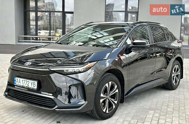 Внедорожник / Кроссовер Toyota bZ4X 2022 в 