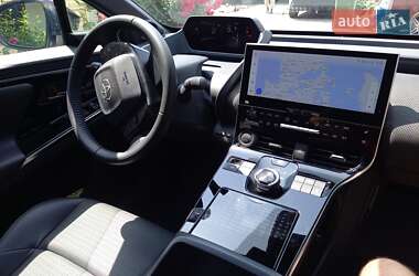 Внедорожник / Кроссовер Toyota bZ4X 2023 в 