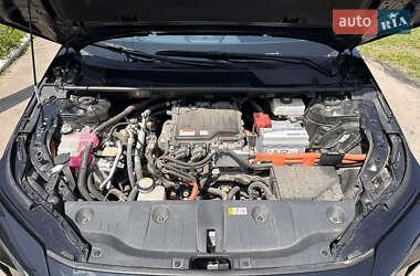 Внедорожник / Кроссовер Toyota bZ4X 2022 в 