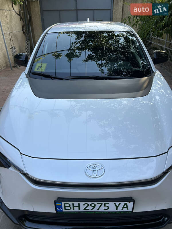 Внедорожник / Кроссовер Toyota bZ4X 2022 в Одессе