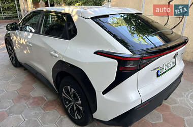Внедорожник / Кроссовер Toyota bZ4X 2022 в 