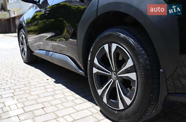 Внедорожник / Кроссовер Toyota bZ4X 2023 в 