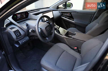 Внедорожник / Кроссовер Toyota bZ4X 2023 в 