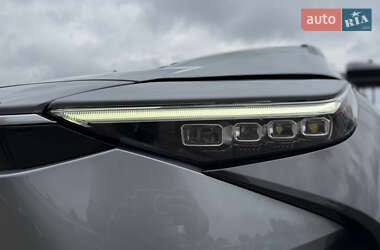 Позашляховик / Кросовер Toyota bZ4X 2023 в 