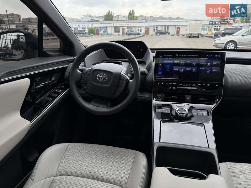 Позашляховик / Кросовер Toyota bZ4X 2023 в Черкасах