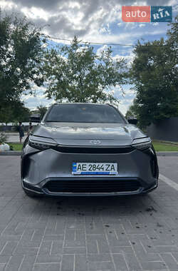 Внедорожник / Кроссовер Toyota bZ4X 2023 в 