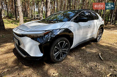 Позашляховик / Кросовер Toyota bZ4X 2023 в Києві