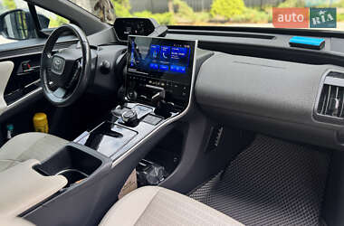 Внедорожник / Кроссовер Toyota bZ4X 2023 в 