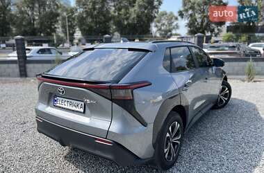 Внедорожник / Кроссовер Toyota bZ4X 2023 в 