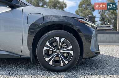 Внедорожник / Кроссовер Toyota bZ4X 2023 в 