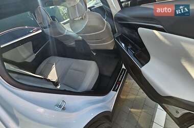 Внедорожник / Кроссовер Toyota bZ4X 2022 в 