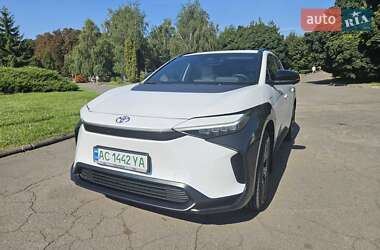 Внедорожник / Кроссовер Toyota bZ4X 2022 в 
