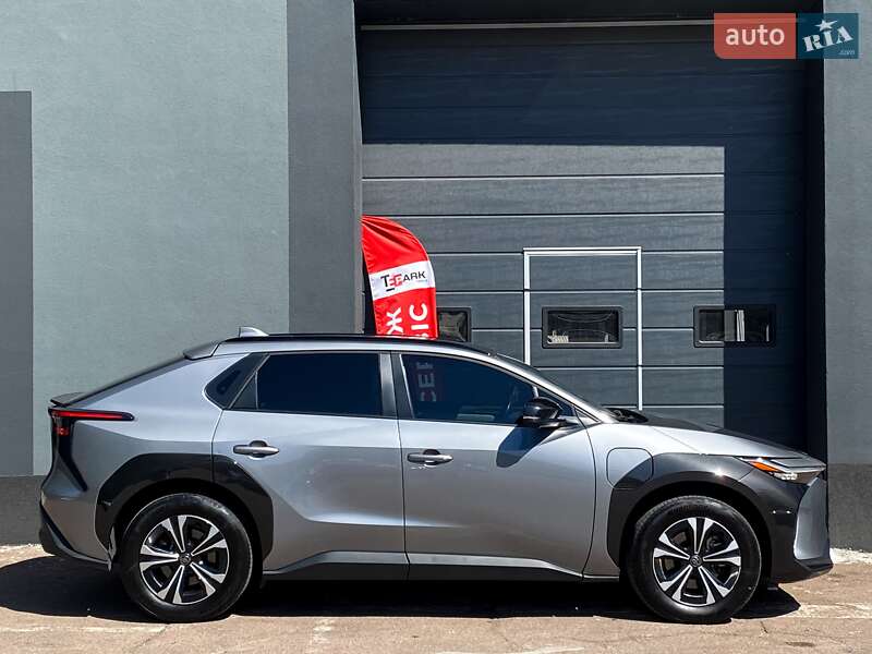 Внедорожник / Кроссовер Toyota bZ4X 2022 в Киеве фото 11 Внедорожник / Кроссовер Toyota bZ4X 2022 в Киеве