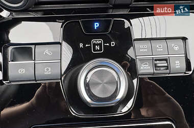 Внедорожник / Кроссовер Toyota bZ4X 2024 в 