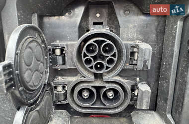 Внедорожник / Кроссовер Toyota bZ4X 2024 в 