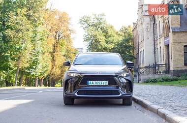Внедорожник / Кроссовер Toyota bZ4X 2023 в 